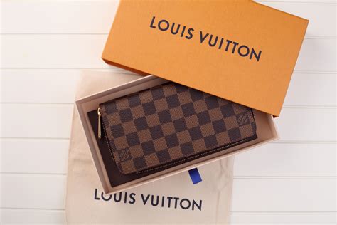 come riconoscere un portafoglio louis vuitton originale|portafogli louis vuitton vendita.